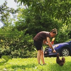 Meet your Posher, Laura